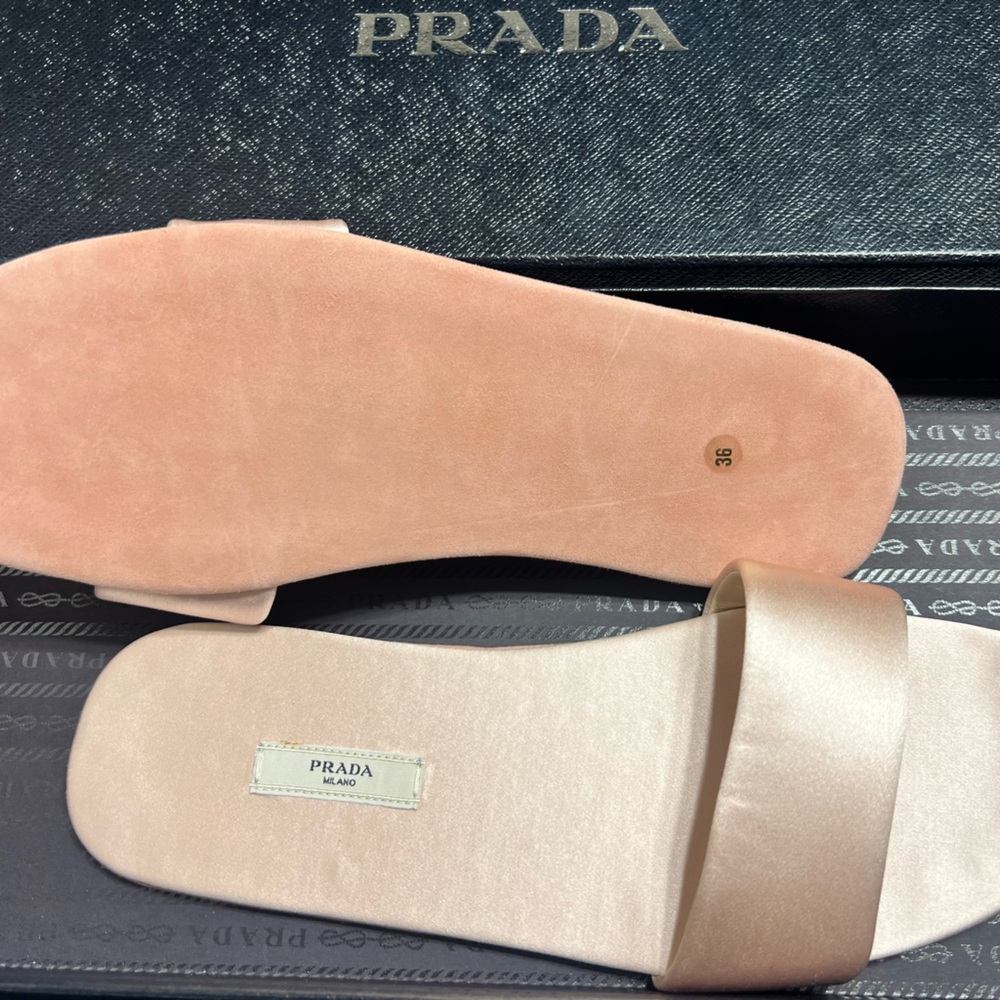 Prada Travel Slippers new - Picture 4 of 9